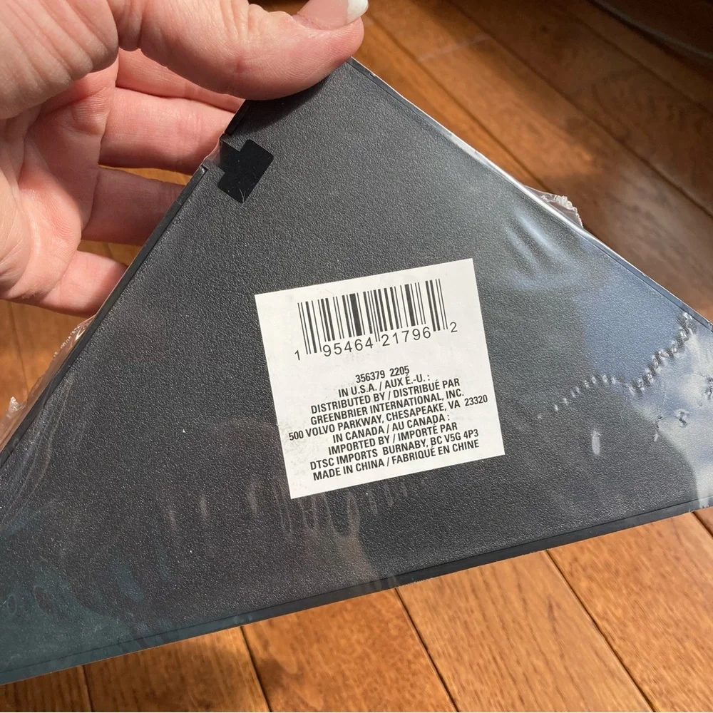Black Corner Shelf Small Floating Shelves Hardware Holds 5 lbs PVC NEW 11x5”
